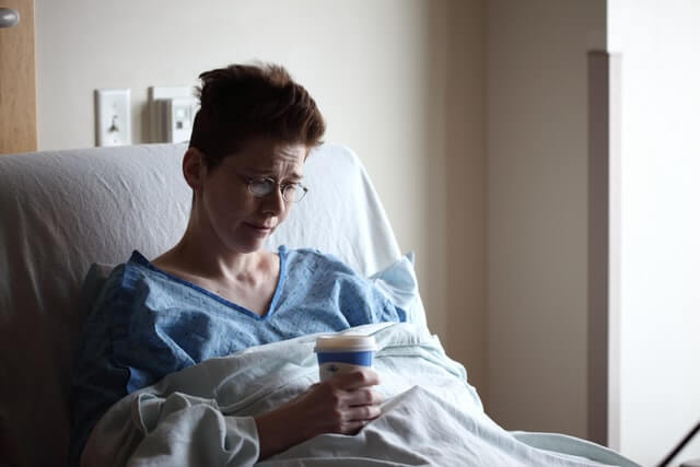 A sick woman in hospital that don't pose a problem for company projects, such as mobile app development, social media marketing, and search engine optimization for websites. A sick woman in hospital that don't pose a problem for company projects, such as mobile app development, social media marketing, and search engine optimization for websites.